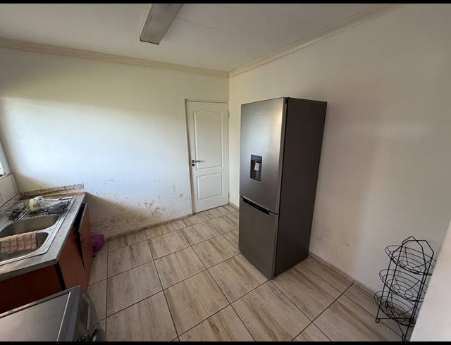 4 BEDROOM HOUSE FOR SALE IN SONNEVELD